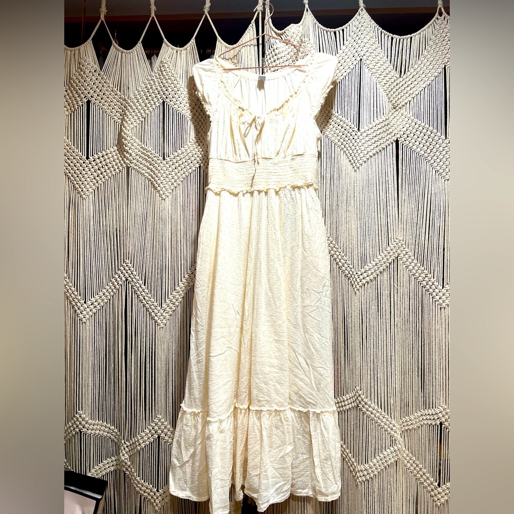 COPY - Old Navy Cream Maxi Dress | XS